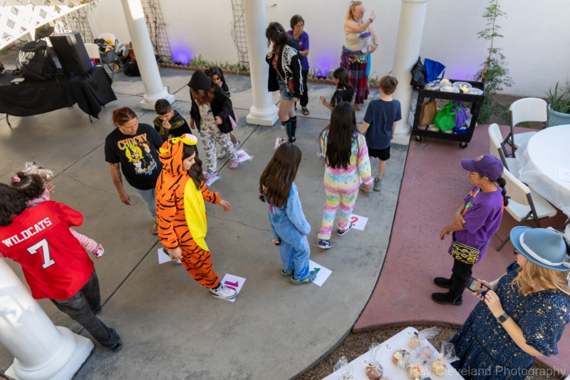2024-10-26-Candlelighters-Halloween-Party-092