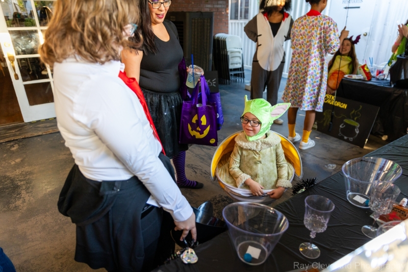 2024-10-26-Candlelighters-Halloween-Party-264