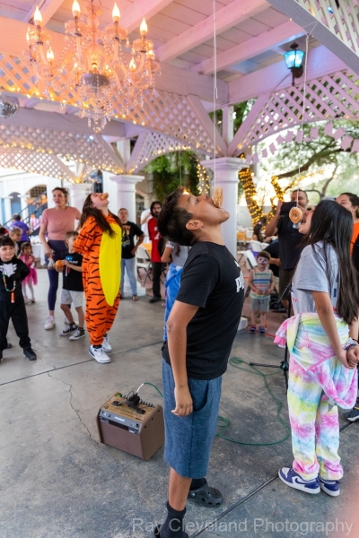 2024-10-26-Candlelighters-Halloween-Party-680