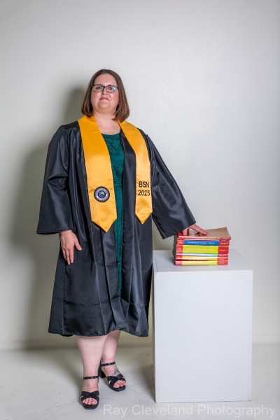 2025-08-04-Crystal-Robinson-Graduation-Studio-Session-020