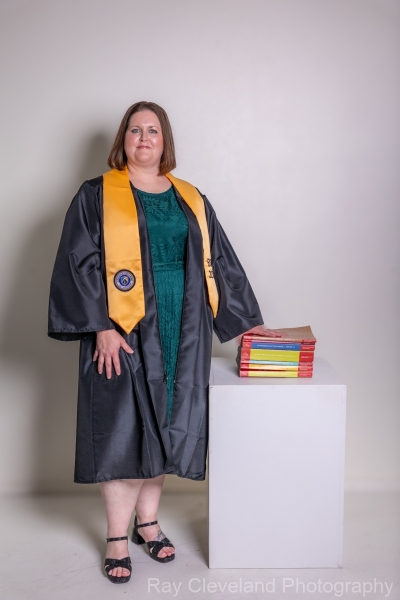 2025-08-04-Crystal-Robinson-Graduation-Studio-Session-024