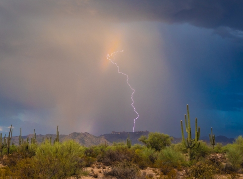 2023-07-24 TL R6 Storm Structure Lightning-061