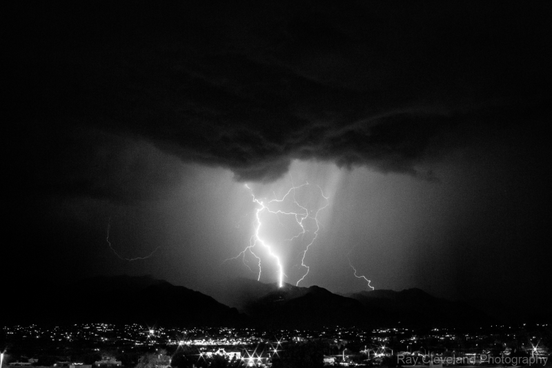 Monsoon Lightning (July 26, 2016)